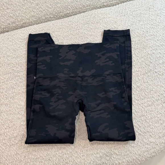 SPANX High Rise Camo Leggings - Picture 3 of 3